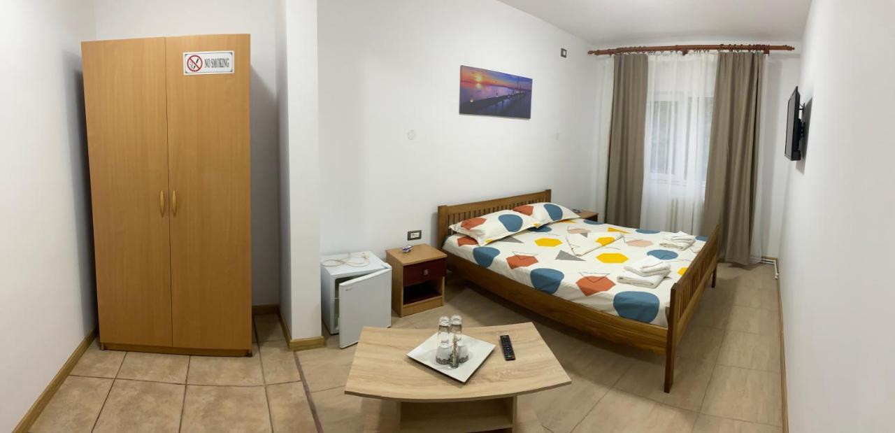 Raven Comstar Apartment Corbu  Ngoại thất bức ảnh