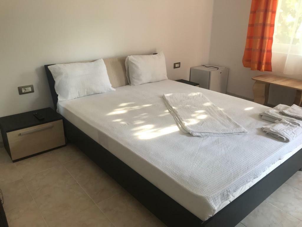 Raven Comstar Apartment Corbu  Ngoại thất bức ảnh