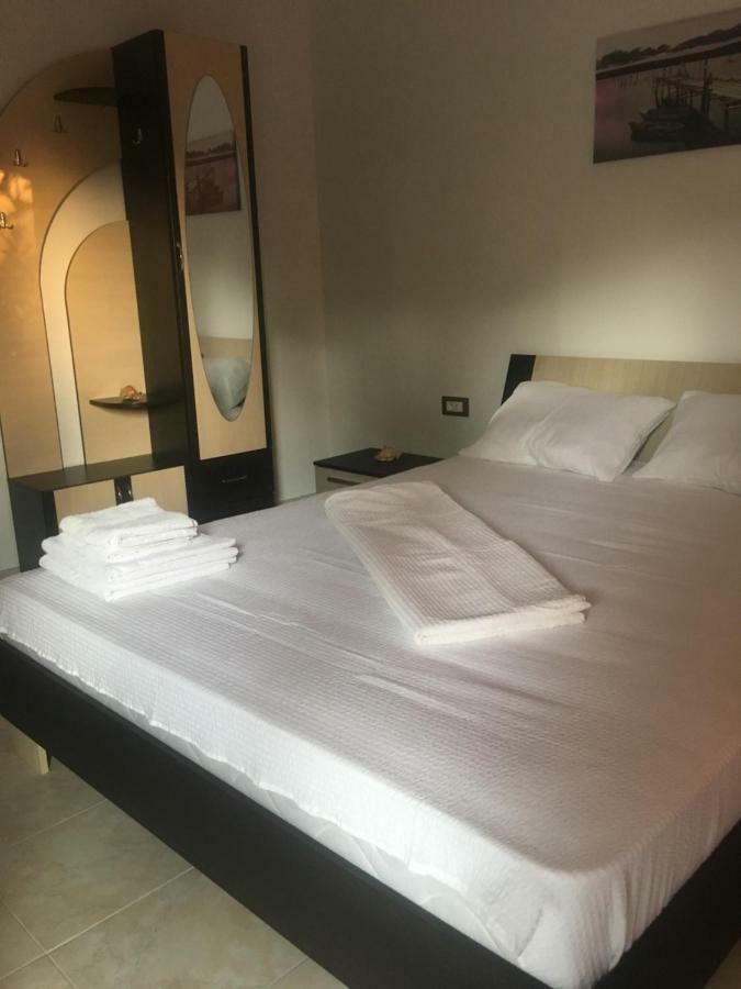 Raven Comstar Apartment Corbu  Ngoại thất bức ảnh